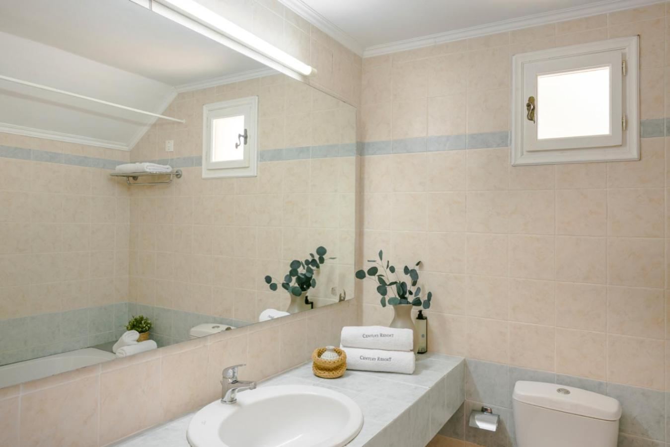 Hotel Century Acharavi (Corfu)