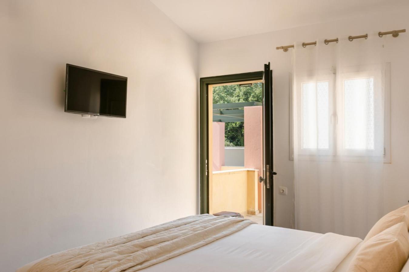 Hotel Century 4*