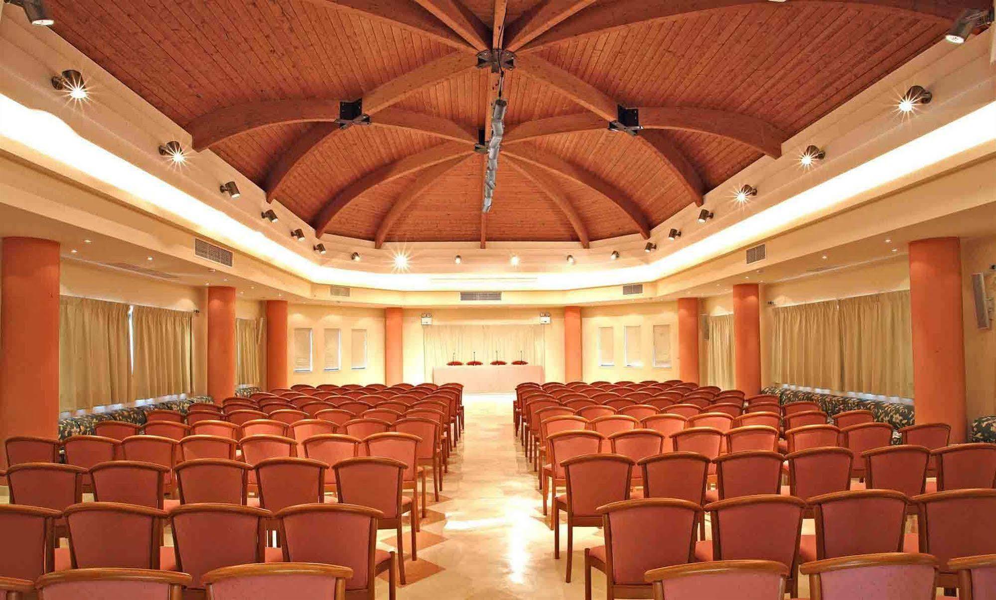 Ξενοδοχείο Century 4*